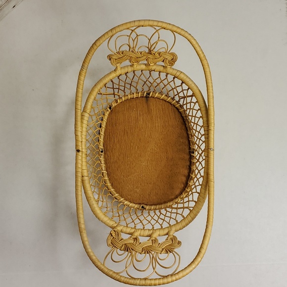 Vintage Wicker Basket - Picture 3 of 11